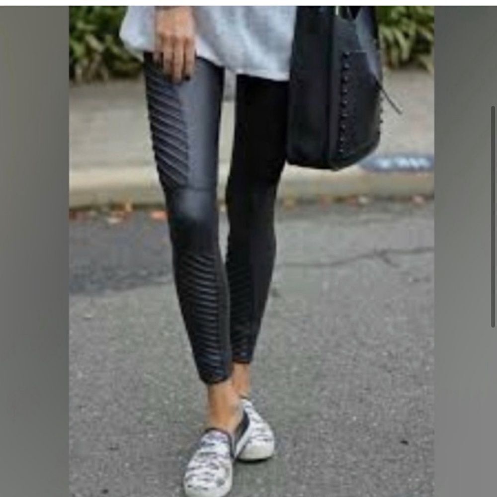 SPANX Faux Leather Quilted Moto Leggings- Size Small